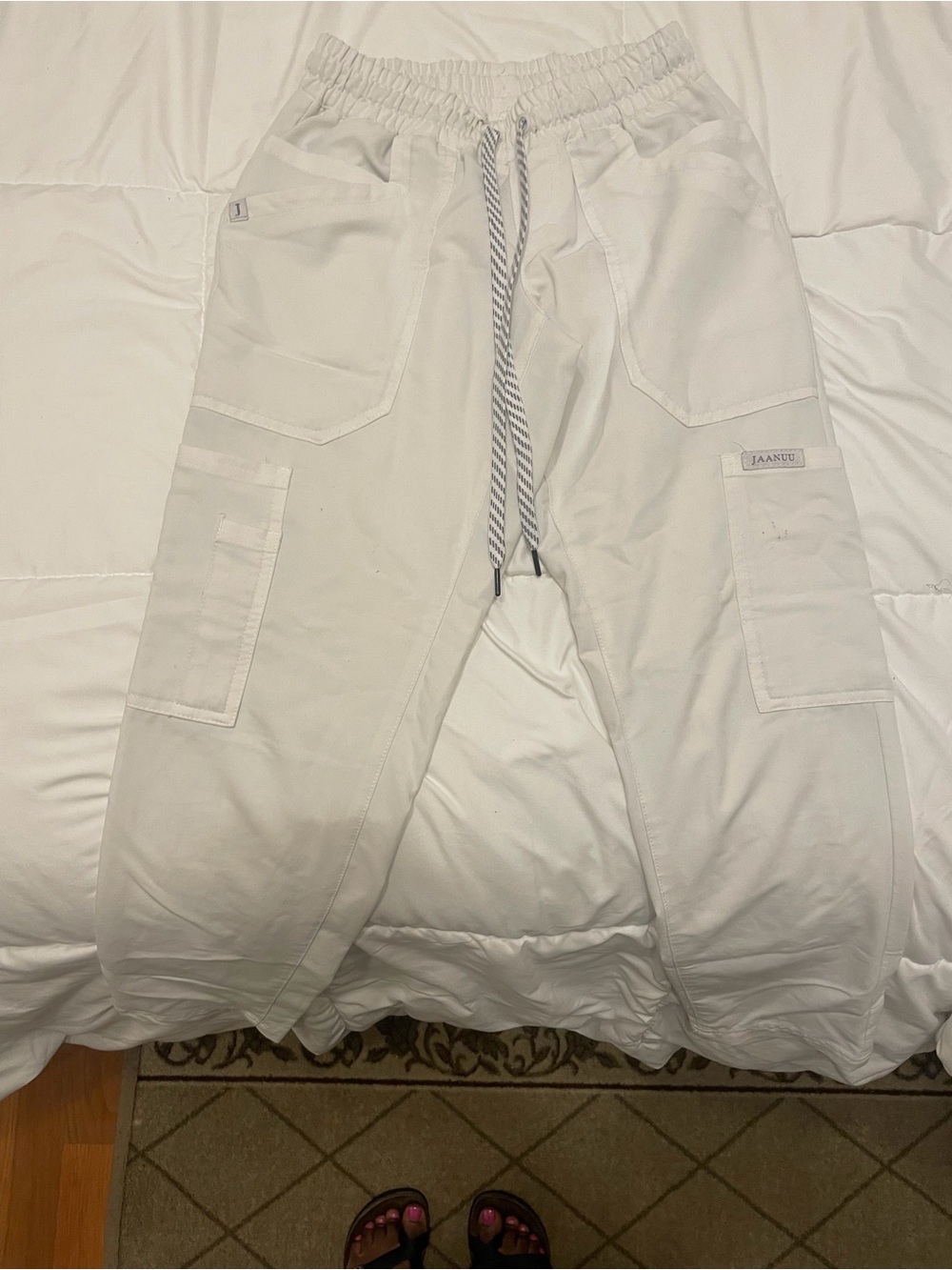 Jaanuu White Cargo Scrub Pants XXS | Drawstring Nursing Medical Uniform